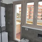 La Lira 4*