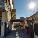 La Lira Bed & Breakfast 4*